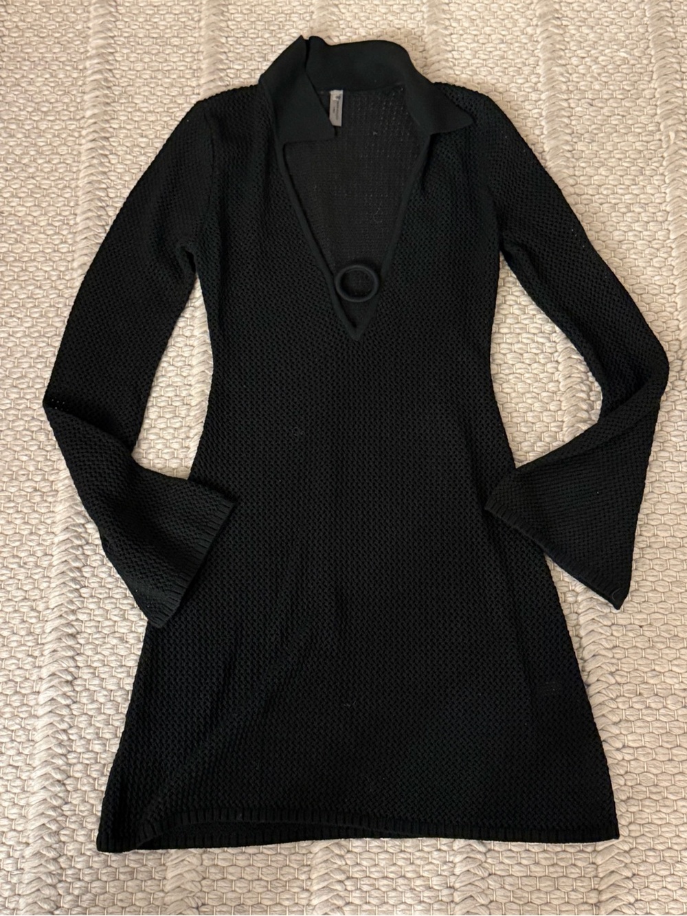 DEVON WINDSOR Black Knit Long-Sleeve V-Neck Dress with Ring Detail